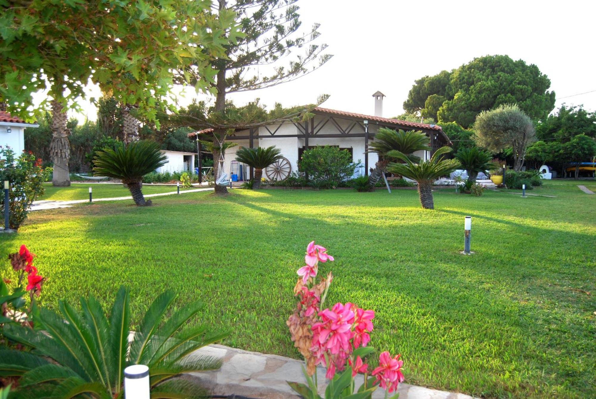 Villa Akráta Kültér fotó